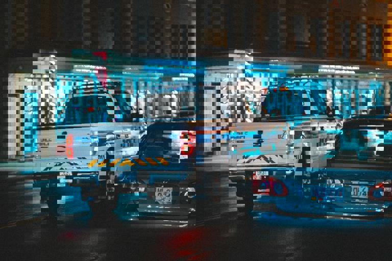 Fermato un camionista alla guida in stato di ebbrezza: patente ritirata immediatamente